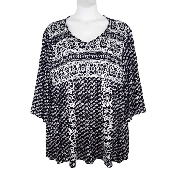 Black & White 6X Tunic Top Empire Waist 3/4 sleeve V-Neck Measures To Be 3X/4X - Picture 1 of 13